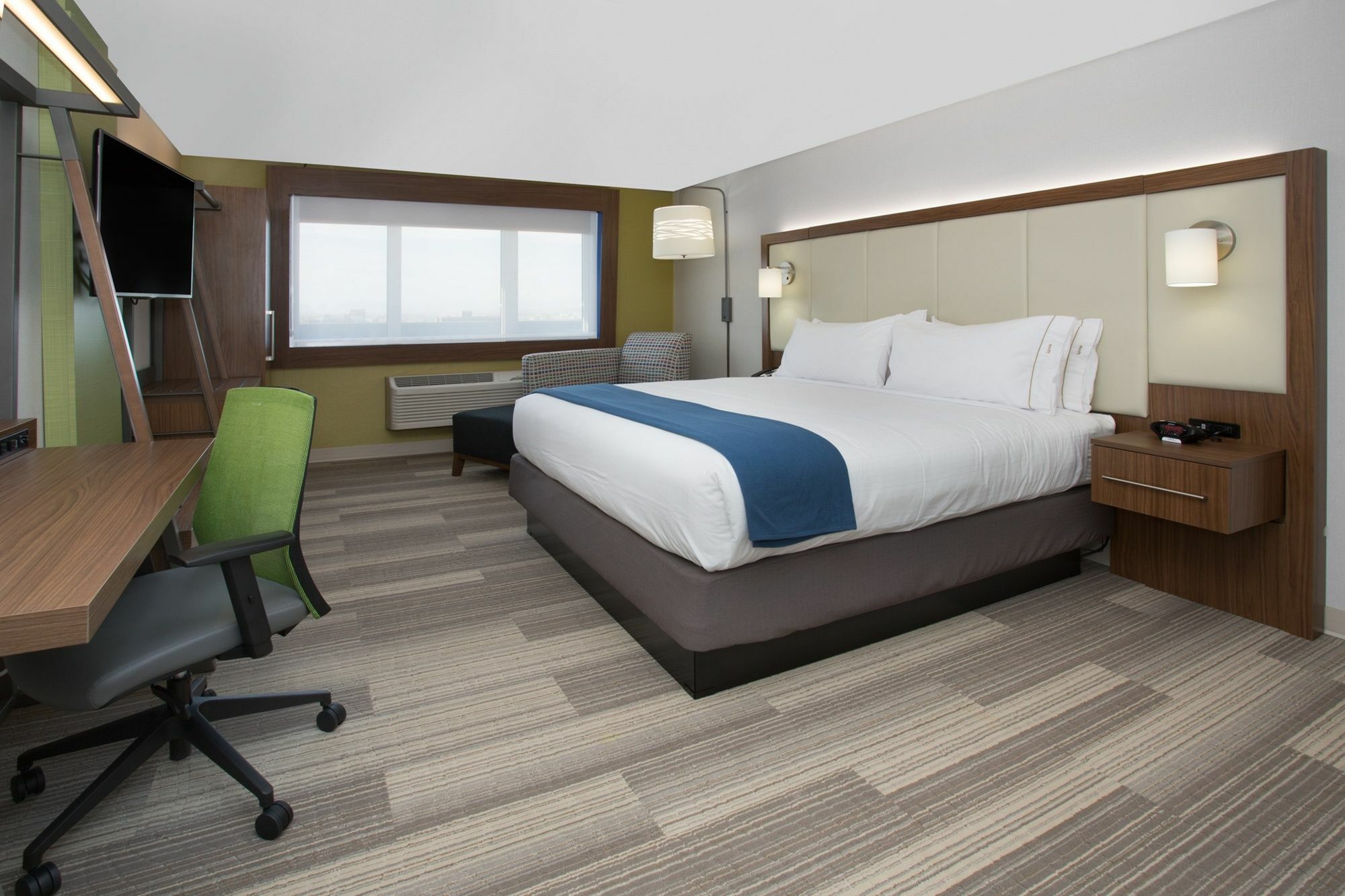 Holiday Inn Express & Suites - Dallas Nw Hwy - Love Field By Ihg Exterior photo